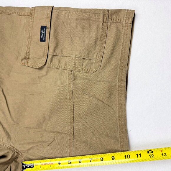 Wrangler Men's Relaxed Fit Low Stretch Brown Cargo Shorts Size 48 Inseam 10" NWT - Picture 11 of 11